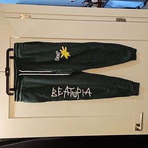 beabadoobee beatopia Tour Green Sweatpants